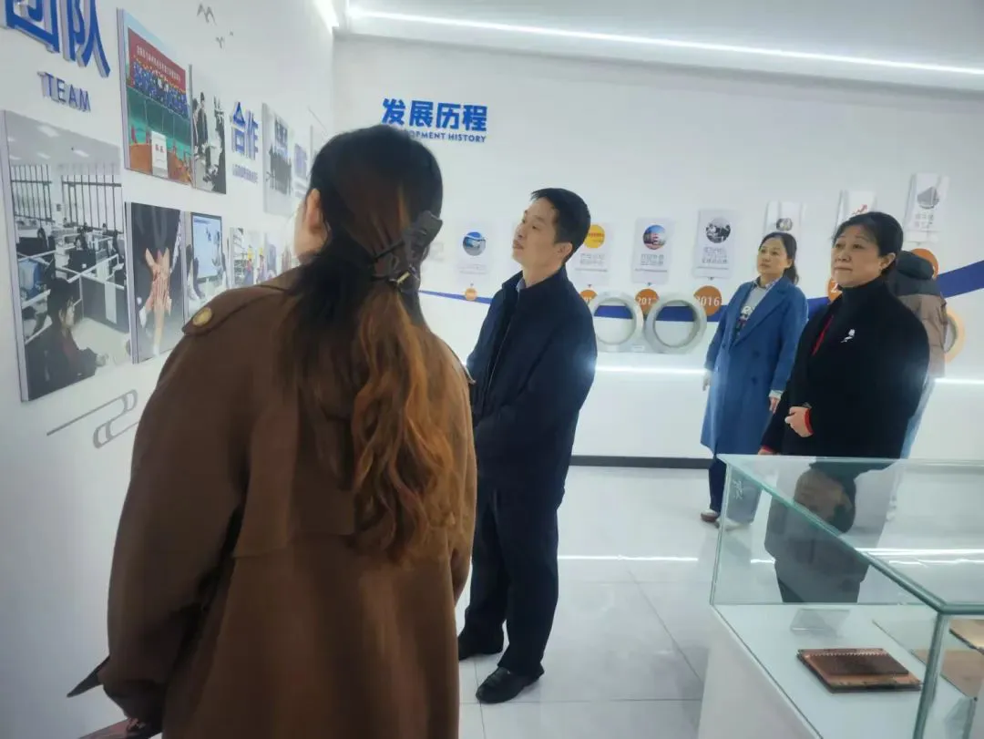 Luoyang Federation of Trade Unions visited Dongli Company to investigate the industrial reform situation